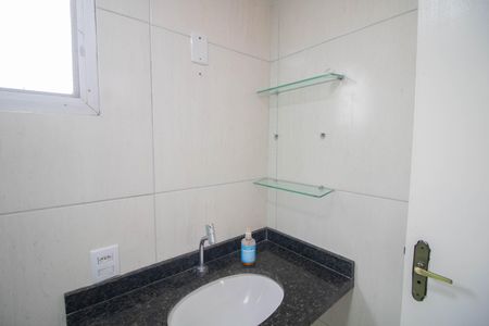 Apartamento para alugar com 52m², 2 quartos e 1 vagaBANHEIRO