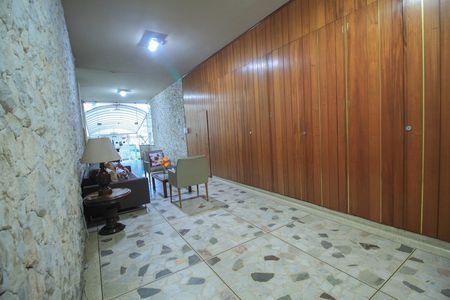 Apartamento à venda com 108m², 2 quartos e 1 vaga