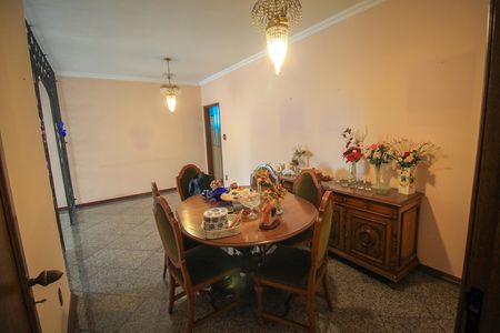 Apartamento à venda com 108m², 2 quartos e 1 vaga