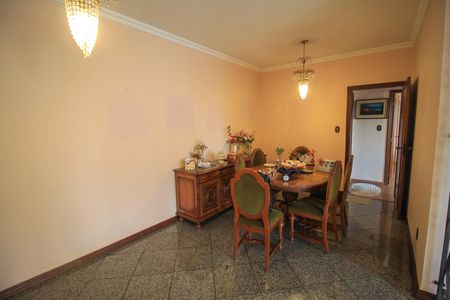 Apartamento à venda com 108m², 2 quartos e 1 vaga