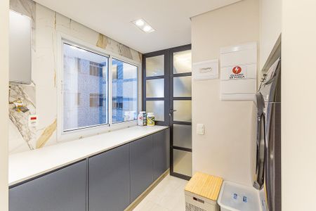 Apartamento à venda com 85m², 3 quartos e 2 vagas Apartamento à venda com 85m², 3 quartos e 2 vagasÁrea de Serviço