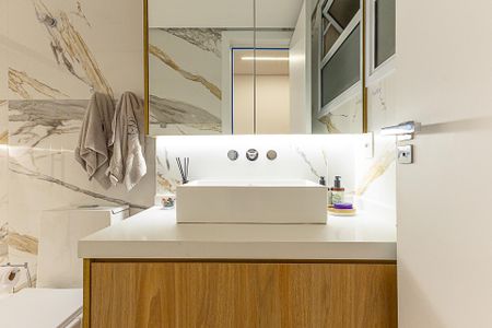 Apartamento à venda com 85m², 3 quartos e 2 vagas Apartamento à venda com 85m², 3 quartos e 2 vagasBanheiro Social