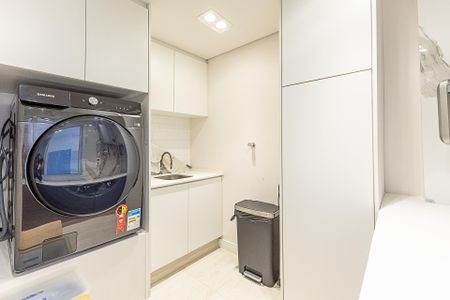 Apartamento à venda com 85m², 3 quartos e 2 vagas Apartamento à venda com 85m², 3 quartos e 2 vagasÁrea de Serviço