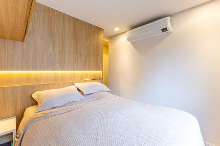 Apartamento à venda com 85m², 3 quartos e 2 vagas Apartamento à venda com 85m², 3 quartos e 2 vagasSuíte