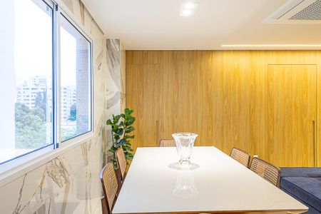 Apartamento à venda com 85m², 3 quartos e 2 vagas Apartamento à venda com 85m², 3 quartos e 2 vagasSala