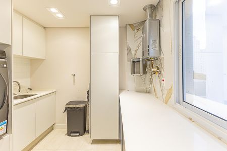Apartamento à venda com 85m², 3 quartos e 2 vagas Apartamento à venda com 85m², 3 quartos e 2 vagasÁrea de Serviço
