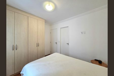 Apartamento para alugar com 95m², 3 quartos e 2 vagas Apartamento para alugar com 95m², 3 quartos e 2 vagasSuíte 2