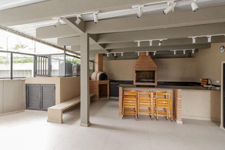 Apartamento para alugar com 95m², 3 quartos e 2 vagas Apartamento para alugar com 95m², 3 quartos e 2 vagasÁrea comum - Churrasqueira