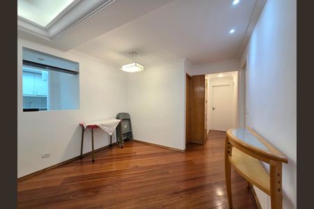 Sala de apartamento para alugar com 3 quartos, 95m² em Moema, São Paulo