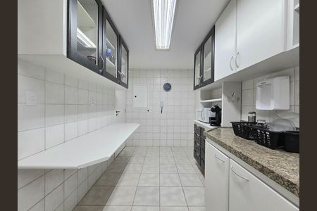 Apartamento para alugar com 95m², 3 quartos e 2 vagas Apartamento para alugar com 95m², 3 quartos e 2 vagasCozinha