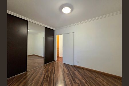 Apartamento para alugar com 95m², 3 quartos e 2 vagas Apartamento para alugar com 95m², 3 quartos e 2 vagasSuíte 1
