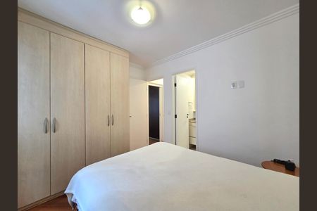 Apartamento para alugar com 95m², 3 quartos e 2 vagas Apartamento para alugar com 95m², 3 quartos e 2 vagasSuíte 2