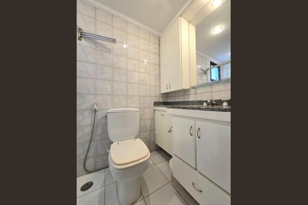 Apartamento para alugar com 95m², 3 quartos e 2 vagas Apartamento para alugar com 95m², 3 quartos e 2 vagasBanheiro da Suíte 1