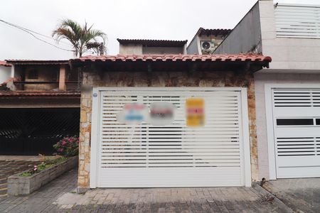 Casa à venda com 228m², 3 quartos e 6 vagasFachada