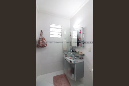 Casa à venda com 228m², 3 quartos e 6 vagasBanheiro Social