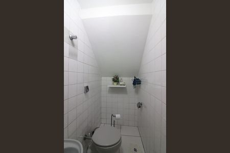 Casa à venda com 228m², 3 quartos e 6 vagasLavabo da Garagem