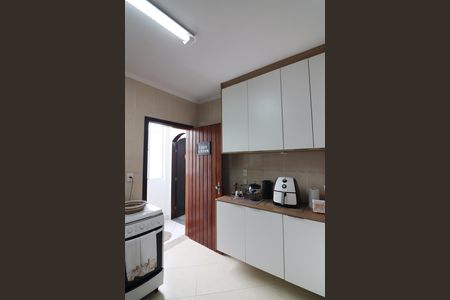 Casa à venda com 228m², 3 quartos e 6 vagasCozinha 
