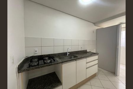 Apartamento para alugar com 70m², 3 quartos e 1 vaga