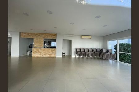 Apartamento para alugar com 70m², 3 quartos e 1 vaga