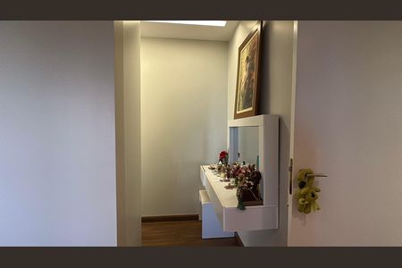 Suíte 1 de apartamento à venda com 2 quartos, 162m² em Setor Bueno, Goiânia