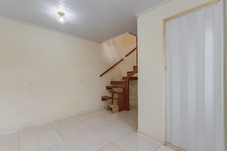 Sala/Cozinha de kitnet/studio para alugar com 1 quarto, 29m² em Mário Quintana, Porto Alegre