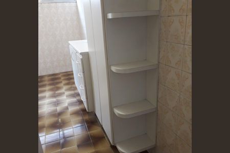 Cozinha de apartamento para alugar com 2 quartos, 65m² em Água Branca, São Paulo