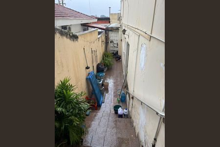 Casa à venda com 202m², 4 quartos e 2 vagas Casa à venda com 202m², 4 quartos e 2 vagasÁrea externa