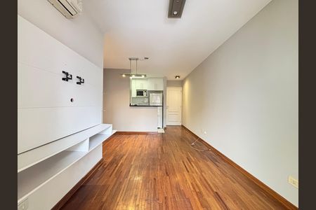 Sala de apartamento para alugar com 2 quartos, 60m² em Vila Nova Conceição, São Paulo