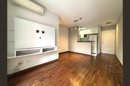 Sala de apartamento para alugar com 2 quartos, 60m² em Vila Nova Conceição, São Paulo