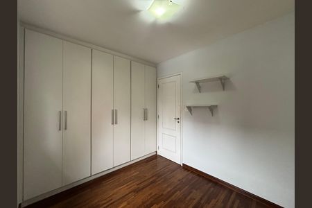 Quarto de apartamento para alugar com 2 quartos, 60m² em Vila Nova Conceição, São Paulo