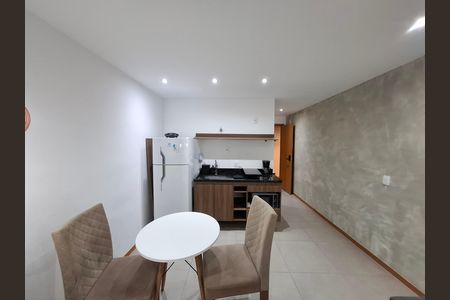 Sala/Quarto/Cozinha  de apartamento à venda com 1 quarto, 29m² em Centro, Rio de Janeiro