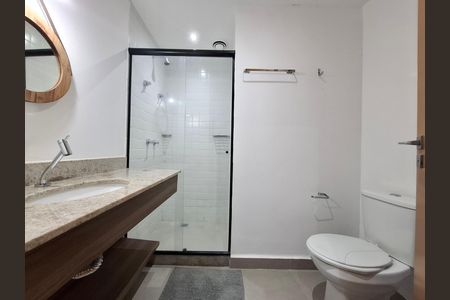 Banheiro  de apartamento à venda com 1 quarto, 29m² em Centro, Rio de Janeiro