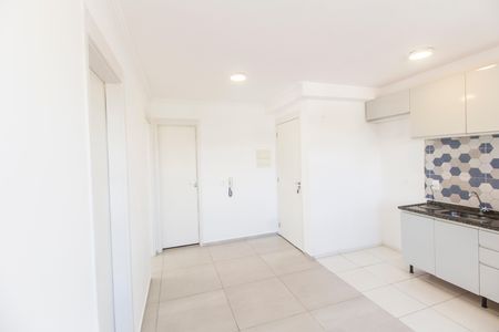 Sala de apartamento para alugar com 2 quartos, 36m² em Chacara Santa Lucia, Carapicuíba