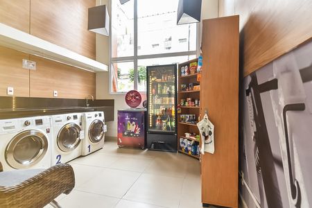 Apartamento para alugar com 45m², 1 quarto e 1 vaga Apartamento para alugar com 45m², 1 quarto e 1 vagaMercadinho e lavanderia