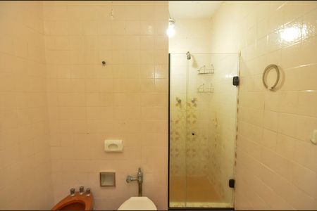Apartamento à venda com 78m², 2 quartos e 1 vaga Apartamento à venda com 78m², 2 quartos e 1 vagaBanheiro