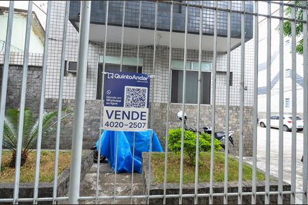 Apartamento à venda com 78m², 2 quartos e 1 vaga Apartamento à venda com 78m², 2 quartos e 1 vagaFachada