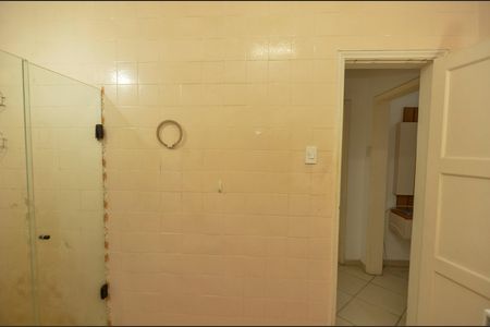 Apartamento à venda com 78m², 2 quartos e 1 vaga Apartamento à venda com 78m², 2 quartos e 1 vagaBanheiro