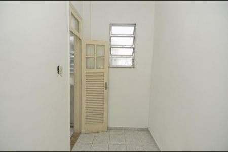 Apartamento à venda com 78m², 2 quartos e 1 vaga Apartamento à venda com 78m², 2 quartos e 1 vagaQuarto de Serviço