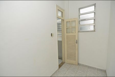 Apartamento à venda com 78m², 2 quartos e 1 vaga Apartamento à venda com 78m², 2 quartos e 1 vagaQuarto de Serviço