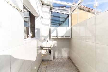 Casa de condomínio para alugar com 51m², 2 quartos e 1 vaga Casa de condomínio para alugar com 51m², 2 quartos e 1 vagaÁrea de Serviço