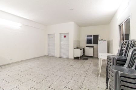 Casa de condomínio para alugar com 51m², 2 quartos e 1 vaga Casa de condomínio para alugar com 51m², 2 quartos e 1 vagaÁrea comum - Salão de festas