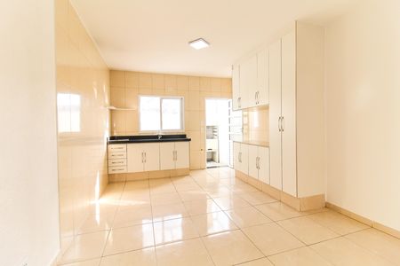 Sala/Cozinha de casa de condomínio para alugar com 2 quartos, 51m² em Jardim Lourdes, Ferraz de Vasconcelos