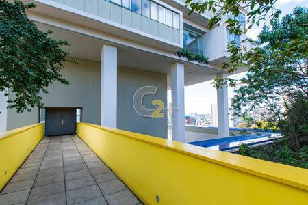 Apartamento para alugar com 2 quartos, 126m² em Vila Ipojuca, São Paulo