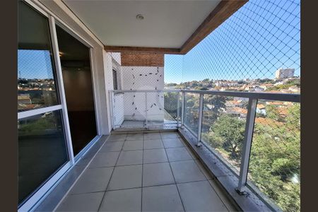 Apartamento à venda com 3 quartos, 131m² em Vila Ipojuca, São Paulo