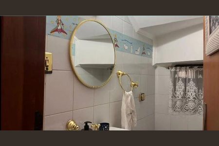 Casa à venda com 178m², 3 quartos e 2 vagas