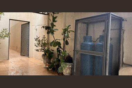 Casa à venda com 178m², 3 quartos e 2 vagas