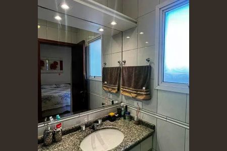 Casa à venda com 225m², 3 quartos e 4 vagas