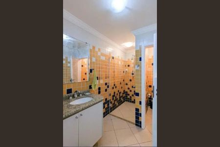 Casa para alugar com 600m², 5 quartos e 6 vagas