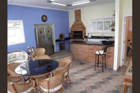 Casa para alugar com 600m², 5 quartos e 6 vagas