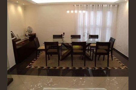 Casa para alugar com 600m², 5 quartos e 6 vagas
